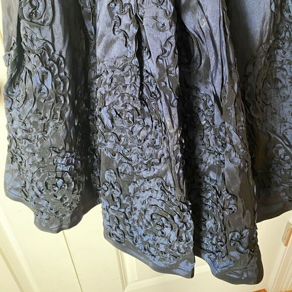 Adrianna Papell evening embroidered floral dress - Picture 7 of 10